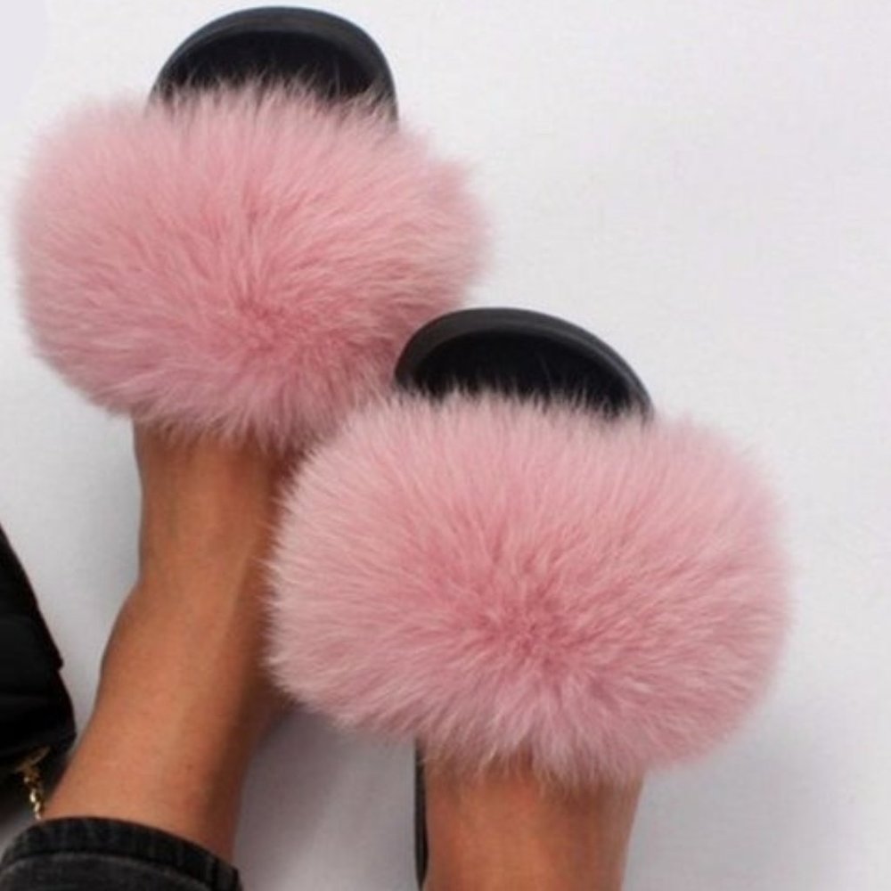 PINK CANDY SLIPPERS